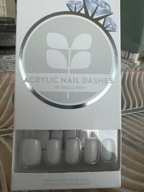 NEW Red Aspen Acrylic Nail Dashes Stunning Stazie White Nails